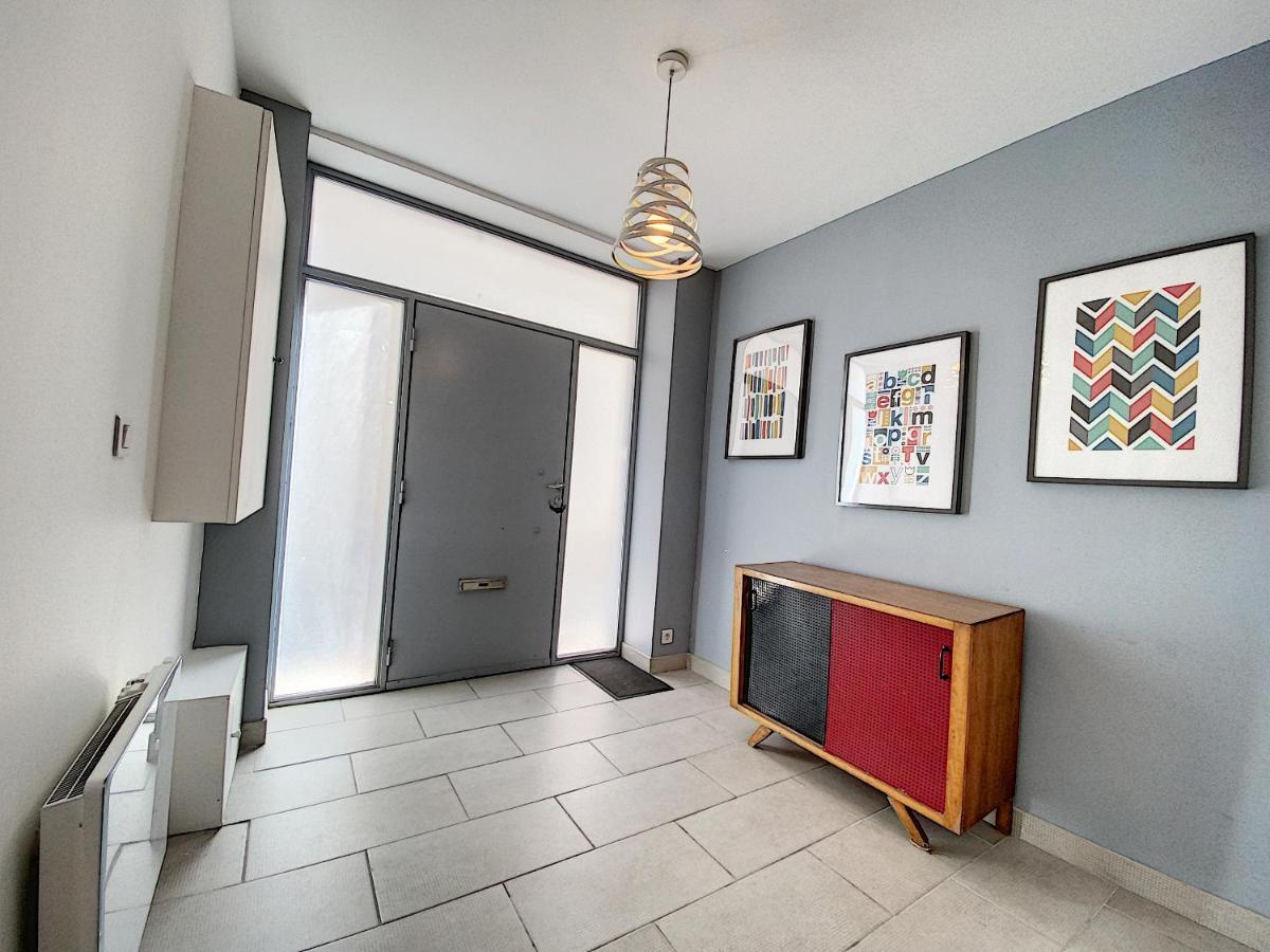 Maison 3 Chambres - Terrasse - Climatisation 10 Minutes A Pied Du Pont D'Αβινιόν Εξωτερικό φωτογραφία