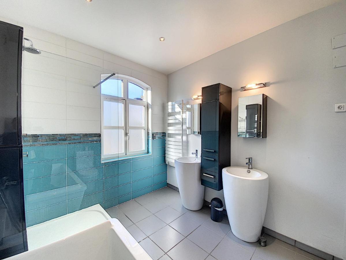 Maison 3 Chambres - Terrasse - Climatisation 10 Minutes A Pied Du Pont D'Αβινιόν Εξωτερικό φωτογραφία