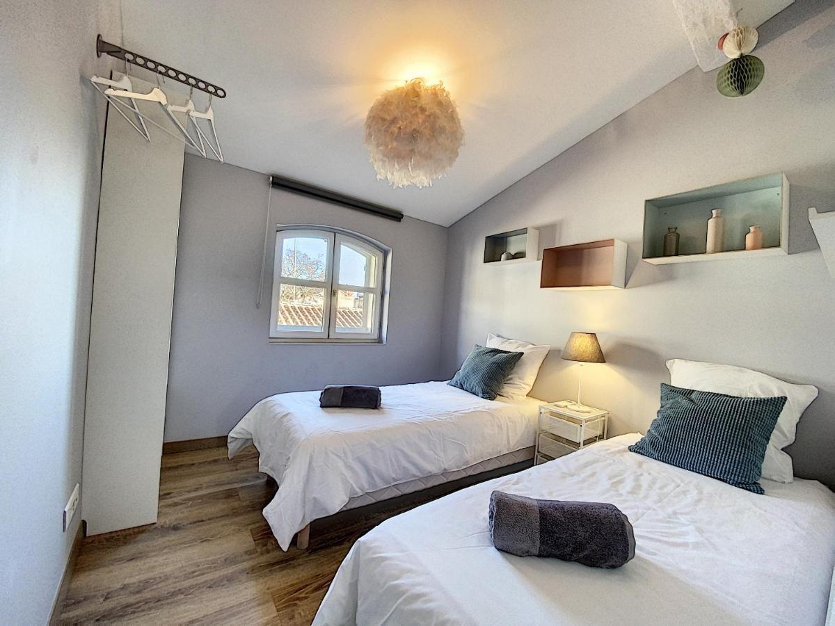 Maison 3 Chambres - Terrasse - Climatisation 10 Minutes A Pied Du Pont D'Αβινιόν Εξωτερικό φωτογραφία